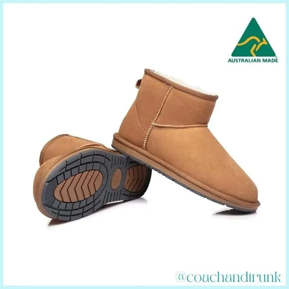 NEW WITH TAGS Premium Chestnut Suede Mini Classic Ugg Boots From Australia