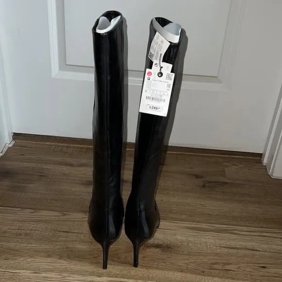 NEW! Zara Heeled Leather Knee Boots