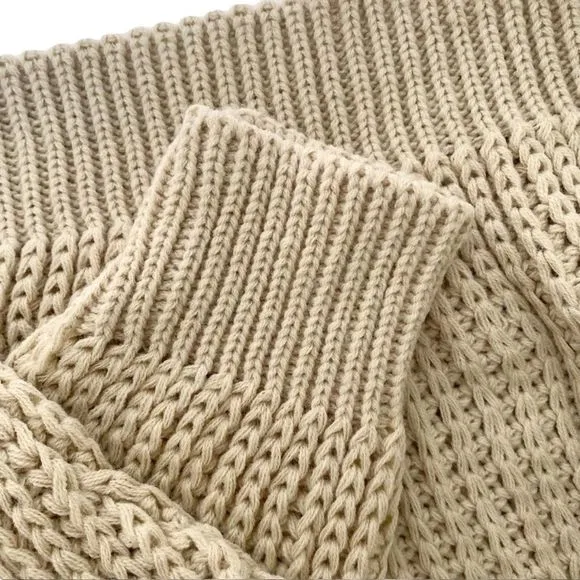 NEW PrettyLittleThing Chunky Oversized Beige Knit Sweater Size Small