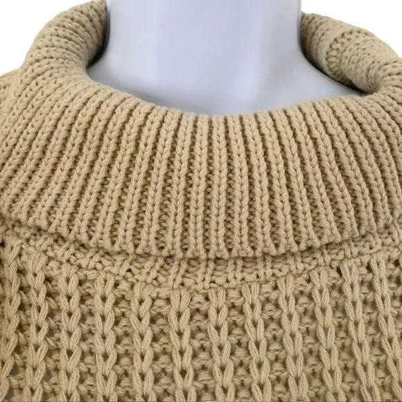 NEW PrettyLittleThing Chunky Oversized Beige Knit Sweater Size Small