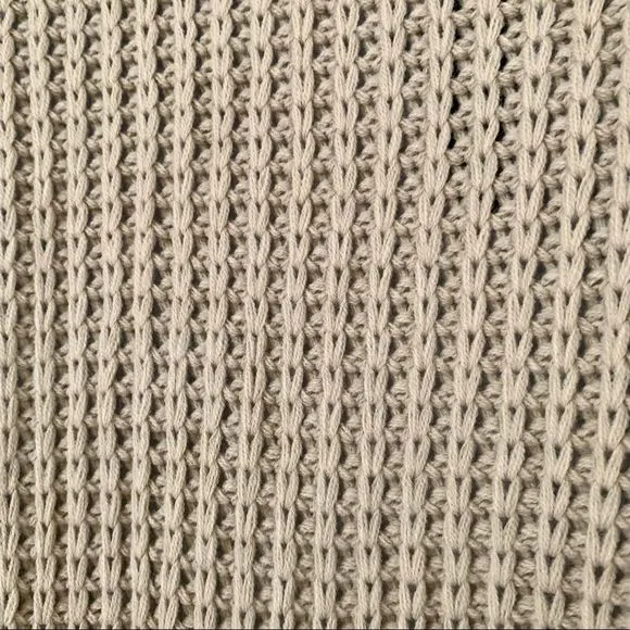 NEW PrettyLittleThing Chunky Oversized Beige Knit Sweater Size Small