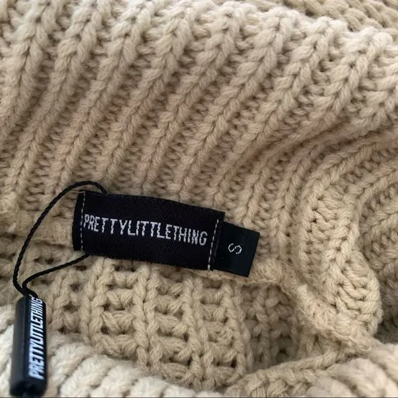 NEW PrettyLittleThing Chunky Oversized Beige Knit Sweater Size Small