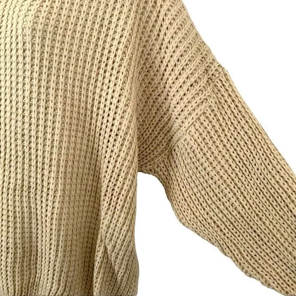 NEW PrettyLittleThing Chunky Oversized Beige Knit Sweater Size Small