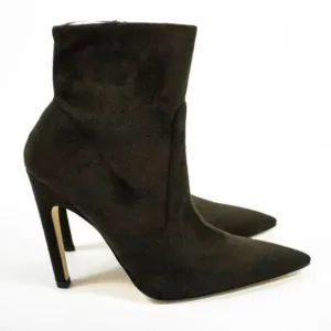 NIB Good American Brown Icon Suede Boots Size 9 Pointed Toe GA007K-E Side Zip
