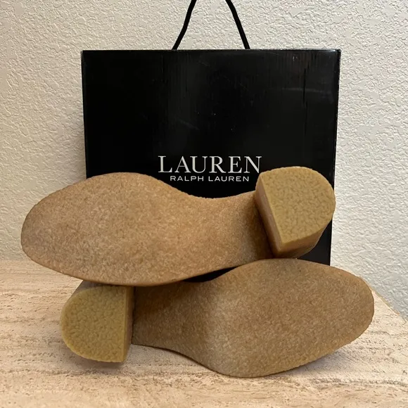 NIB Lauren Ralph Lauren, Mariana, Water Repellent Suede Boots Size 8.5.
