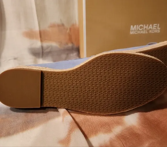 NIB Michael Kors Women's French Blue Lennon Espadrille Size 9.5