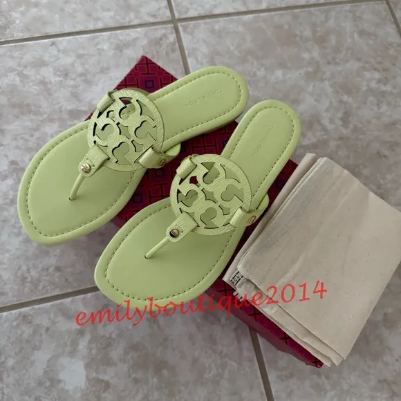 NIB Tory Burch Miller Size 8 Lime Leaf Embossed Leather Sandals Retail $198