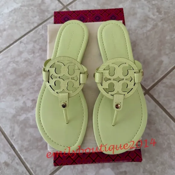 NIB Tory Burch Miller Size 8 Lime Leaf Embossed Leather Sandals Retail $198