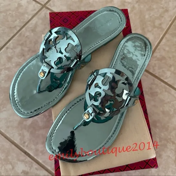 NIB Tory Burch Miller Size 8.5 Teal Mirrored Metallic PU Sandals Retail $198