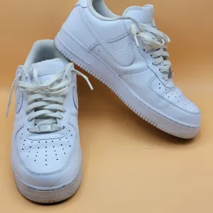 Nike Air Force 1 Low White Athletic Sneakers SIZE 10.5. #1414