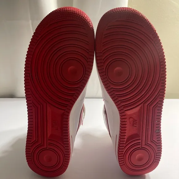NIKE‎ AIR FORCE 1 MID '07  - Size 10 White/Red Jordan