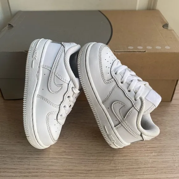 Nike Air force 1 “Triple White” Toddler Sneakers- SZ 5 C