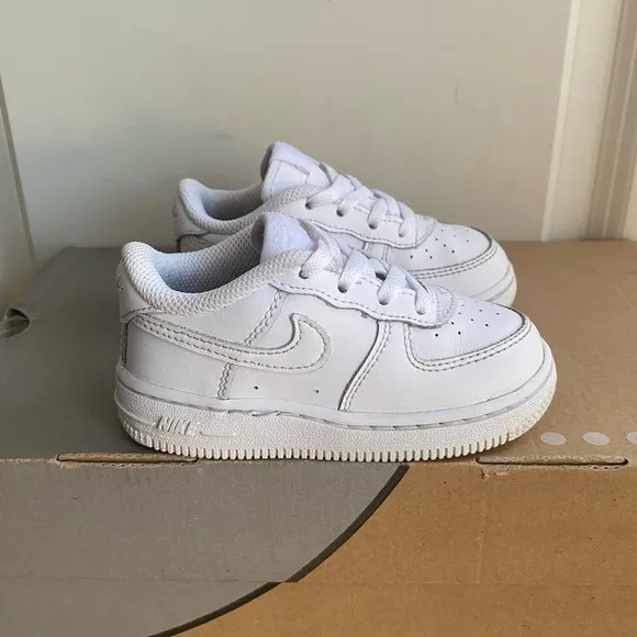 Nike Air force 1 “Triple White” Toddler Sneakers- SZ 5 C