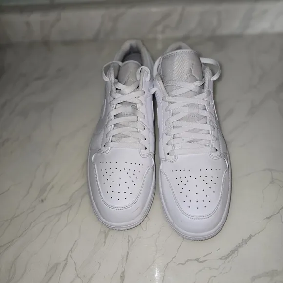 Nike Air Jordan 1 Low Triple White Sneaker DV0990-111 Men's Size 15