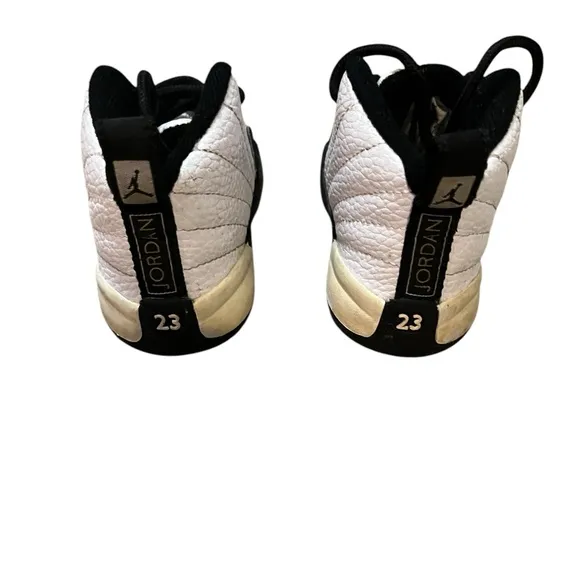 Nike Air Jordan 12 retro OG royalty taxi Kids White/Black Sneakers GUC toddler 6