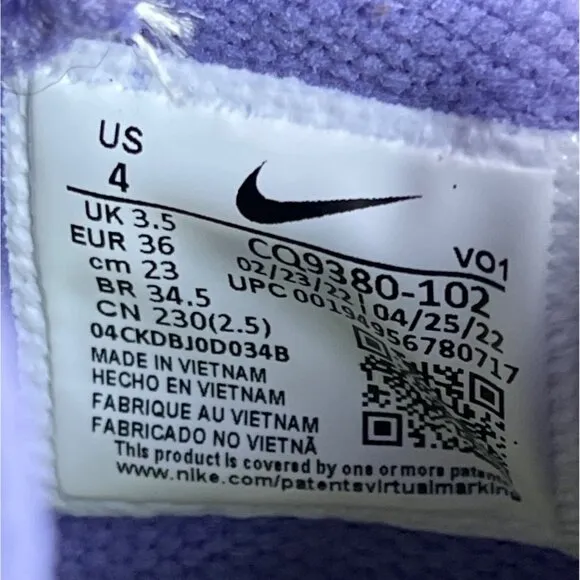 Nike Air Kids Zoom Summit White And Purple LeBron Witness V Sneakers Sz 4