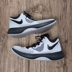 Nike Air Precision II Basketball Sneakers