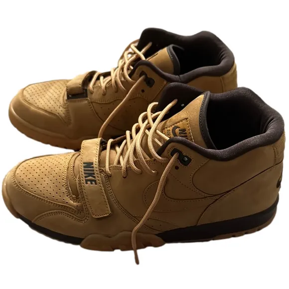 Nike Air Trainer 1 HI TOP Style