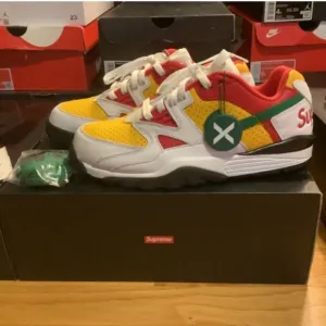 Nike Air x Supreme Cross Trainer Low Size 8 2021