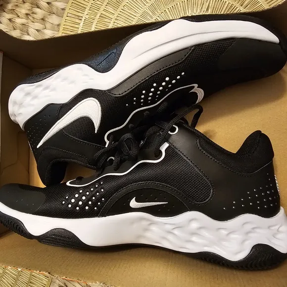 Nike Black and White Athletic Sneakers