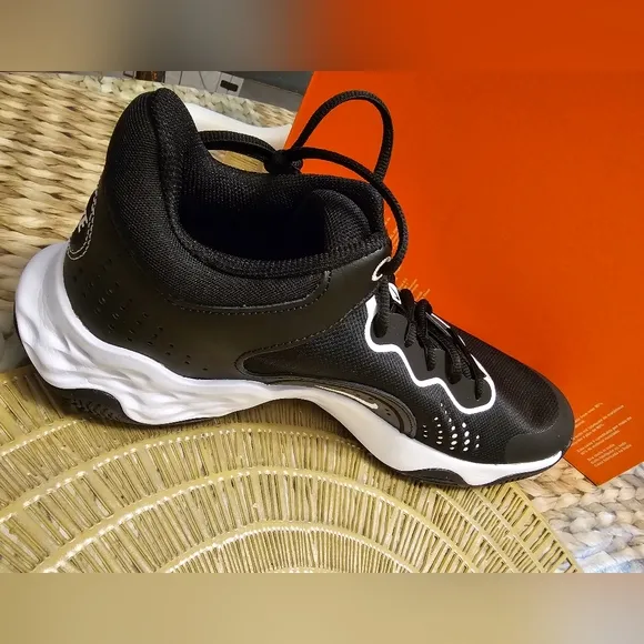 Nike Black and White Athletic Sneakers