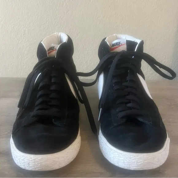 Nike Blazer Mid Suede Men's High Top Black &amp; White Size 12 Men’s Size 12