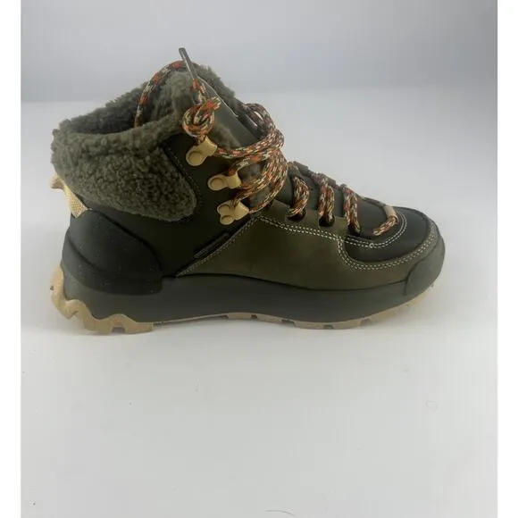 Nike City Classic PRM Boot Womens Size 7.5 Green Tan Cargo Khaki Activewear New