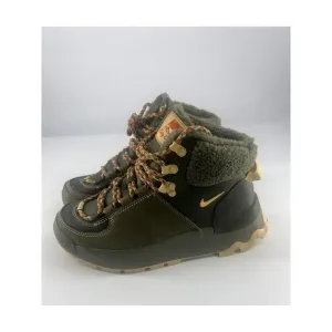 Nike City Classic PRM Boot Womens Size 7.5 Green Tan Cargo Khaki Activewear New