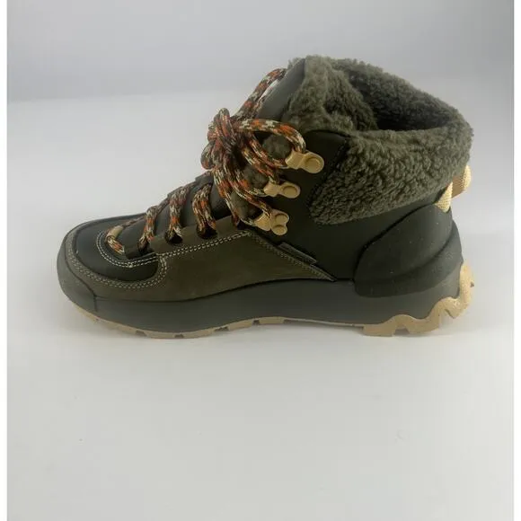 Nike City Classic PRM Boot Womens Size 7.5 Green Tan Cargo Khaki Activewear New