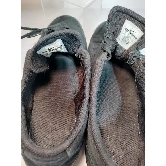 Nike Clutch black canvas sneakers men size 12 Style number 729825-005
