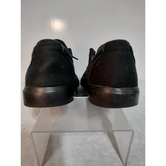 Nike Clutch black canvas sneakers men size 12 Style number 729825-005