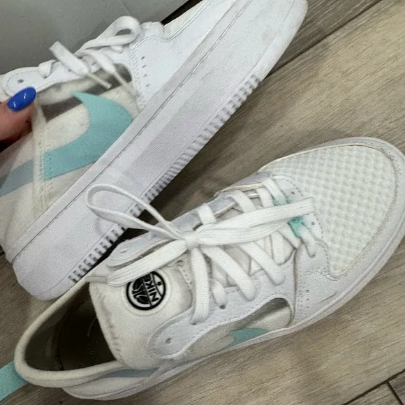 Nike Court Vision Womens White Green Alta TXT Basketball Running Sneakers