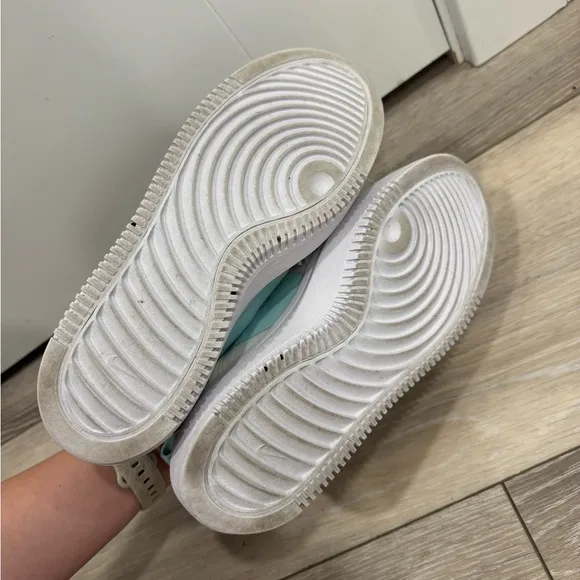 Nike Court Vision Womens White Green Alta TXT Basketball Running Sneakers