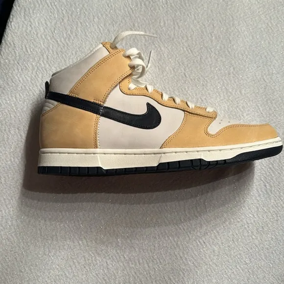 Nike Dunk High Premium Basketball Sneakers, Women. Size 10, $145