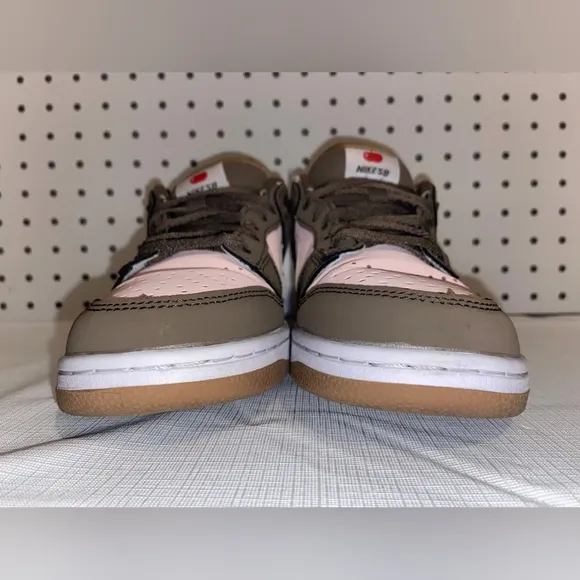 Nike Dunk Sneakers