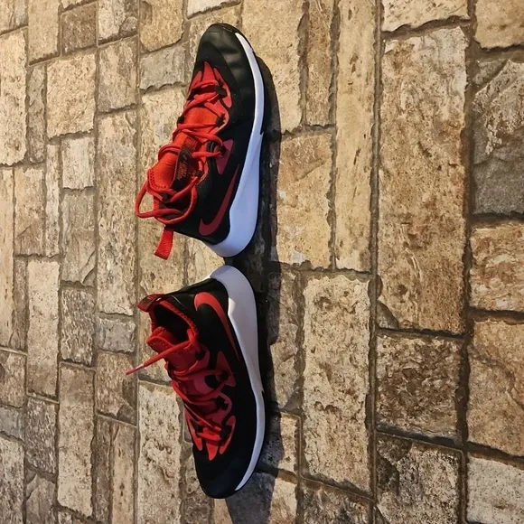 Nike Future Court 2 Tennis  Basketball Sneakers