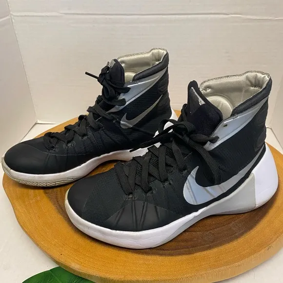 Nike Hyper Dunk 2015 Basketball Sneakers