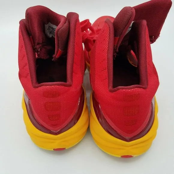 Nike Hyperdunk 2014 Size 8.5 University Red/Gold 653640-676 Basketball Sneakers