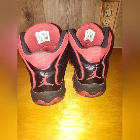 Nike Jordan Mens 11