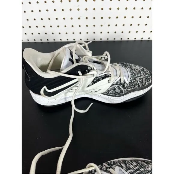 Nike Kevin Durant KD 15 TB White Black Speckled Basketball sneakers size 10.5