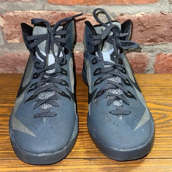 Nike Kids Youth Boys Hyperdunk 2014 GS Mid Top Basketball Sneakers Size 4.5