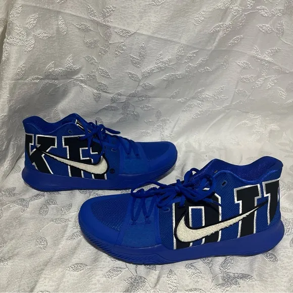 Nike Kyrie 3 ‘Duke’