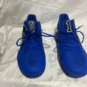 Nike Kyrie 3 ‘Duke’