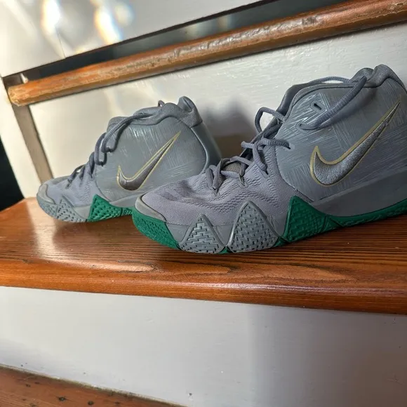 Nike Kyrie 4 City Guardians Gray and Green size 7Y