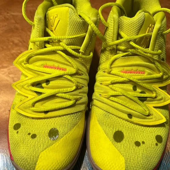 Nike Kyrie 5 SpongeBob SquarePants CN4501-700 Basketball Shoes- Youth 2Y…