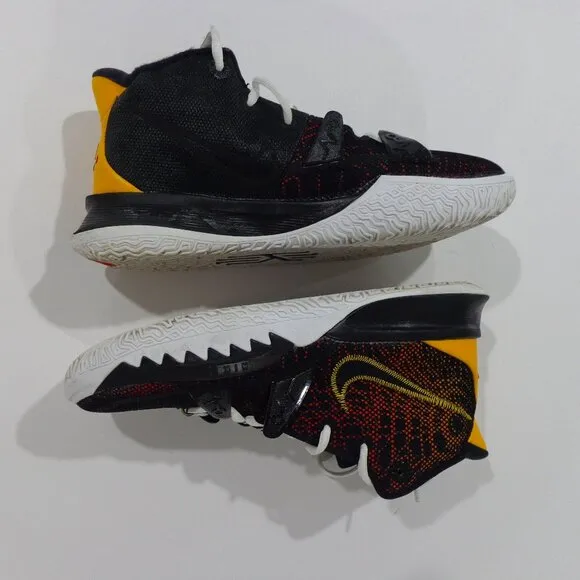Nike Kyrie 7 Roswell Rayguns University Gold Basketball  Youth Boy's Size 7