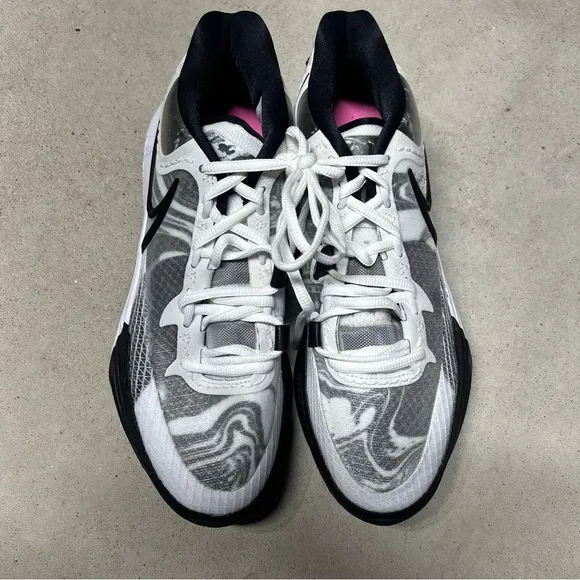 Nike Kyrie 8 Basketball Sneakers Kyrie Irving WhiteSize 8 DJ6017-101