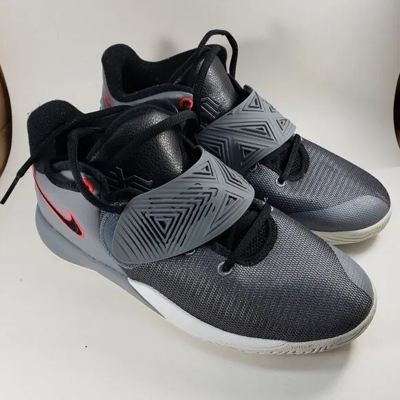 Nike Kyrie Flytrap Basketball Shoes – Sneakers Black/Grey/Red – Boy’s Size 7Y