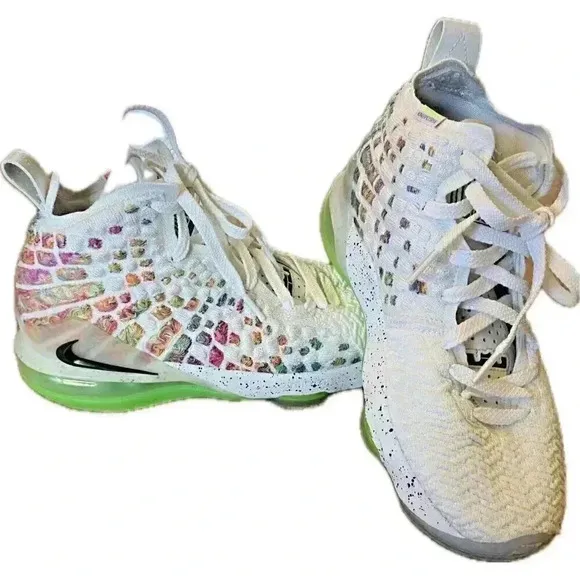 Nike Lebron 17 EP Air Command Force 5.5 Y Basketball NBA Knitposite