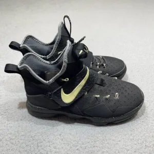 Nike Lebron Mens Size US 9.5 Black 14 EP Flip Switch Basketball Sneakers 921084